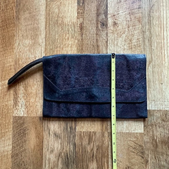 Vintage Exclusively Made for Lawrence Bentley Genuine Leather Wristlet - Picture 6 of 7